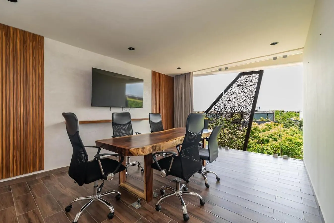 2 Bedroom With Direct Walk-Out To Pool, Sauna, And Gym Tulum Apartament