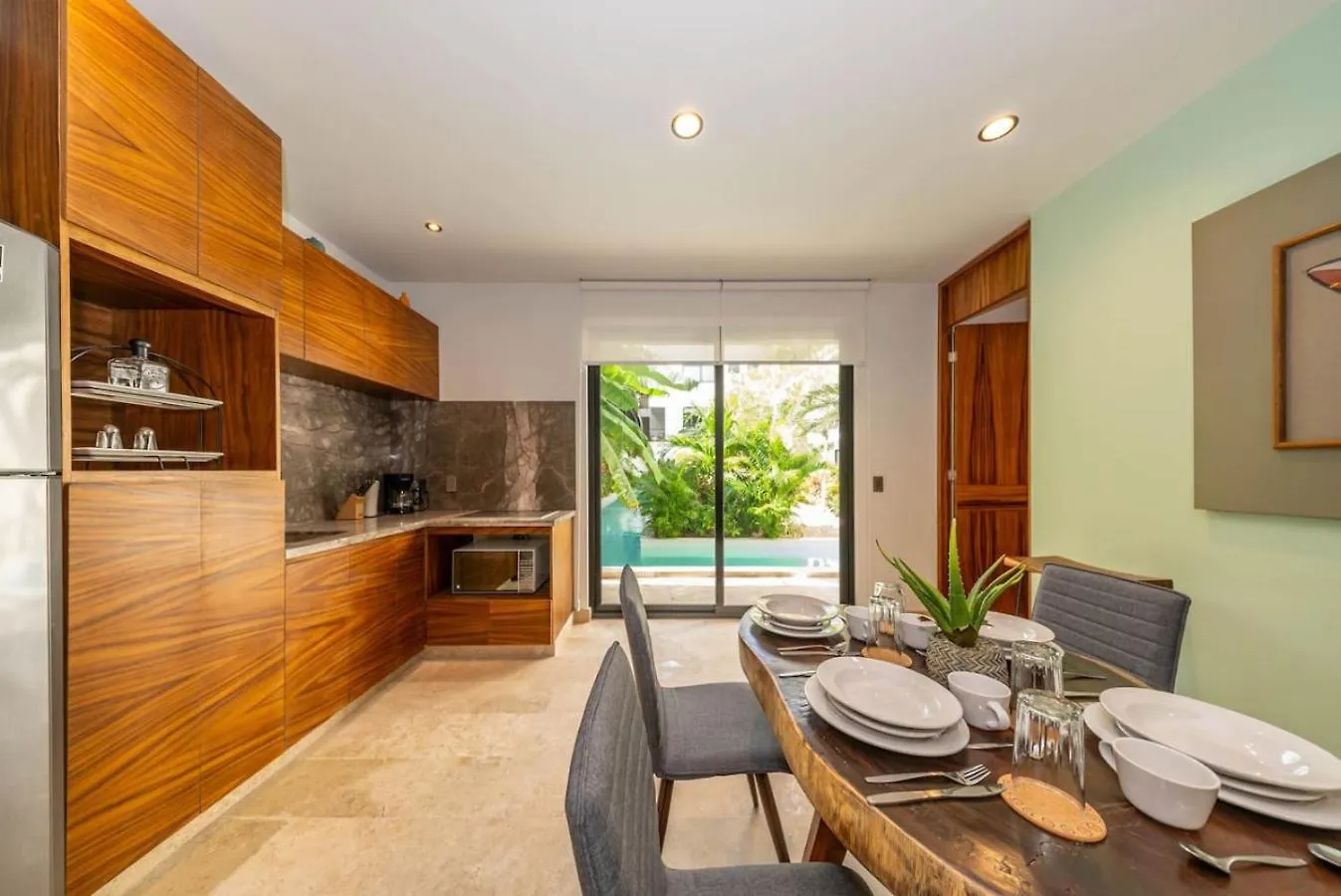 2 Bedroom With Direct Walk-Out To Pool, Sauna, And Gym Tulum Mexico